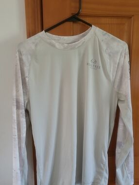 Realtree Light Gray Performance Long Sleeve with Camo Sleeves Fishing